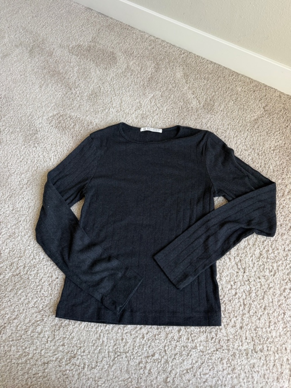 LA Relaxed 100% certified cotton grey long sleeve textured top medium